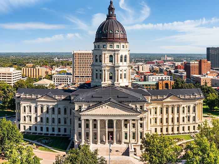 Fueling Business Growth in Kansas: Spotlight on PEAK and HPIP Incentives