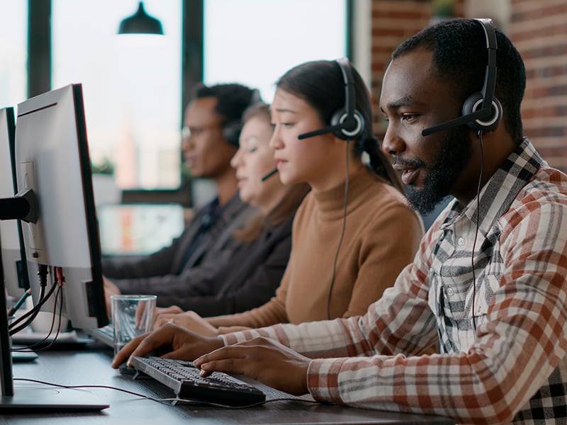 Hottest Nearshore & Offshore Call Center Locations to Consider in 2025
