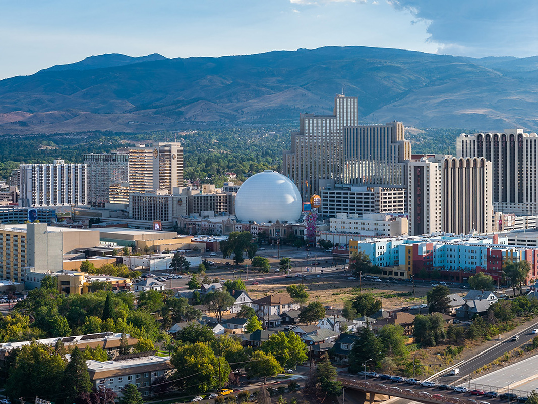 Where Are the Largest Data Centers in the U.S.? Trends, Locations, and the Growing Strain on Power