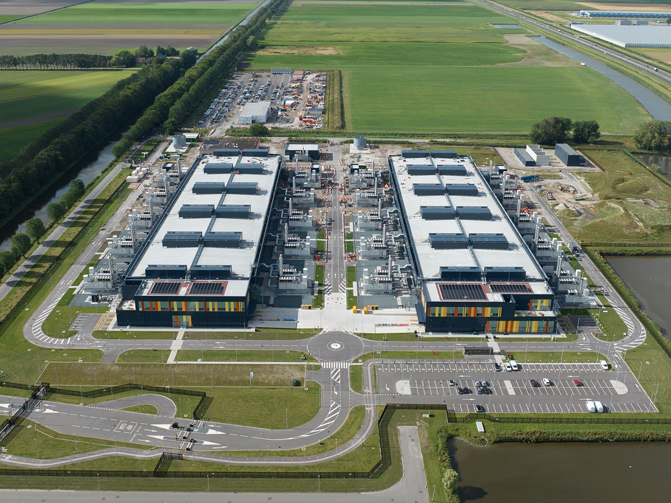 Why U.S. States Are Reconsidering Data Center Incentives: Navigating Shifting Policies and Sustainability Expectations
