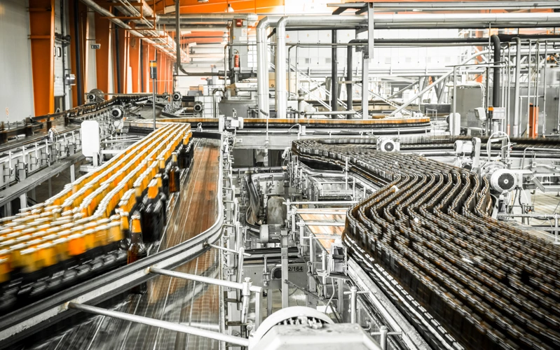 Optimized food and beverage operations at a manufacturing facility